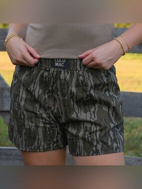 LULU MAC MOSSY OAK BOTTOMLAND BOXER SHORT